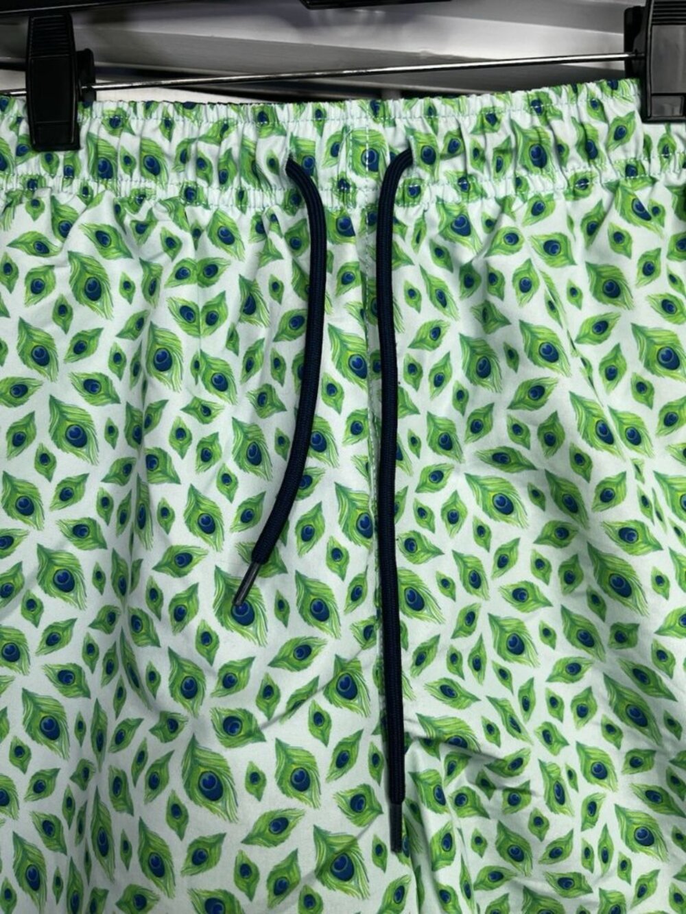 Happy Hour 3.5" Board Swim Shorts Trunks Sz L Peacock Feathers Drawstring Pocket - Picture 2 of 8
